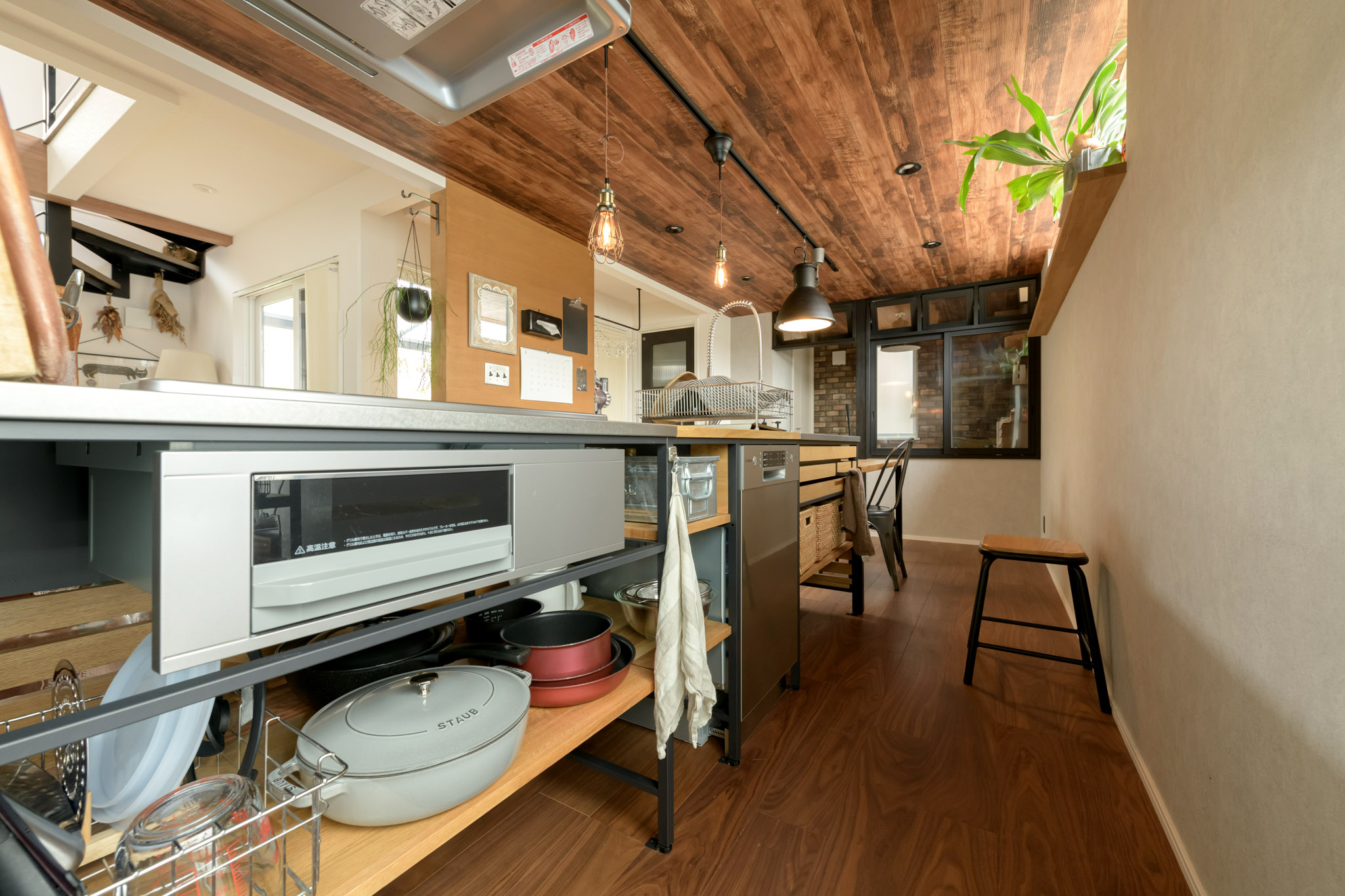 快適な暮らしへアップデート！ 魅せるキッチンが中心の家